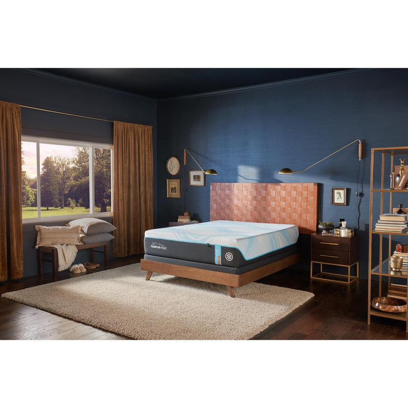  Tempur-Pedic Tempur-LuxeBreeze® Firm Mattress (Queen) IMAGE 6