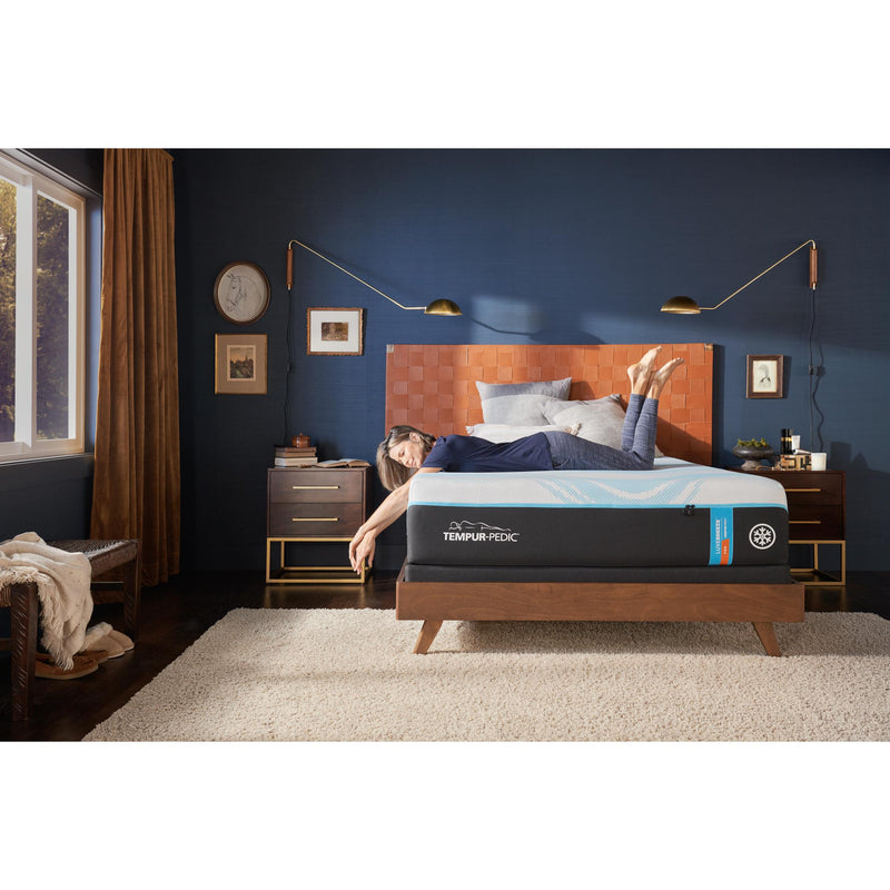  Tempur-Pedic Tempur-LuxeBreeze® Firm Mattress Set (Queen) IMAGE 8