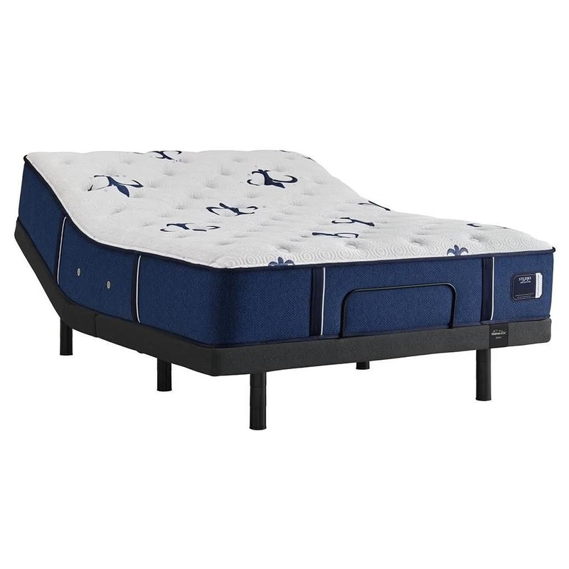  Stearns & Foster Studio Medium Tight Top Mattress Set (Queen) IMAGE 3