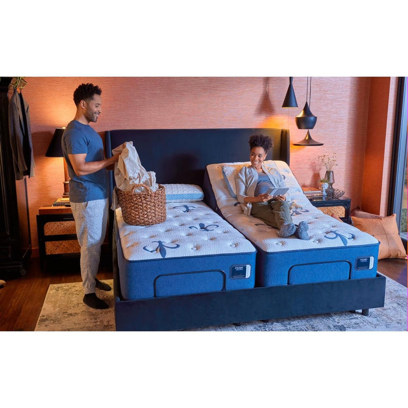  Stearns & Foster Studio Medium Tight Top Mattress Set (Queen) IMAGE 9