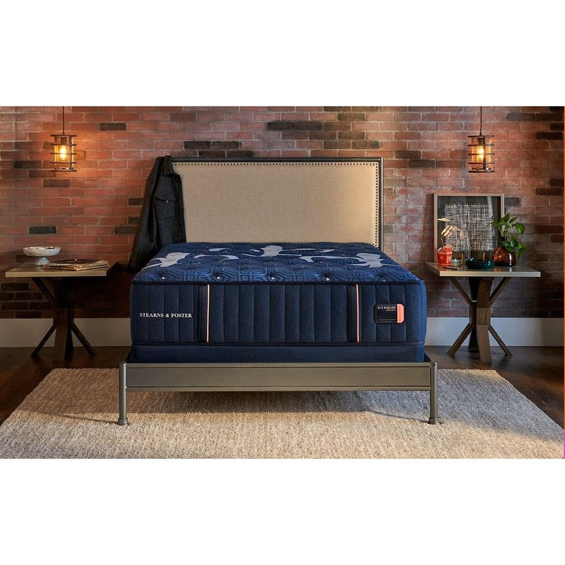  Stearns & Foster Lux Estate Medium Tight Top Mattress Set (Queen) IMAGE 2