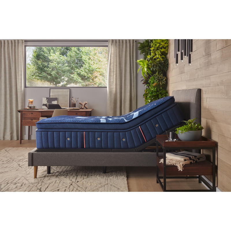  Stearns & Foster Lux Estate Soft Euro Pillowtop Mattress (Queen) IMAGE 11