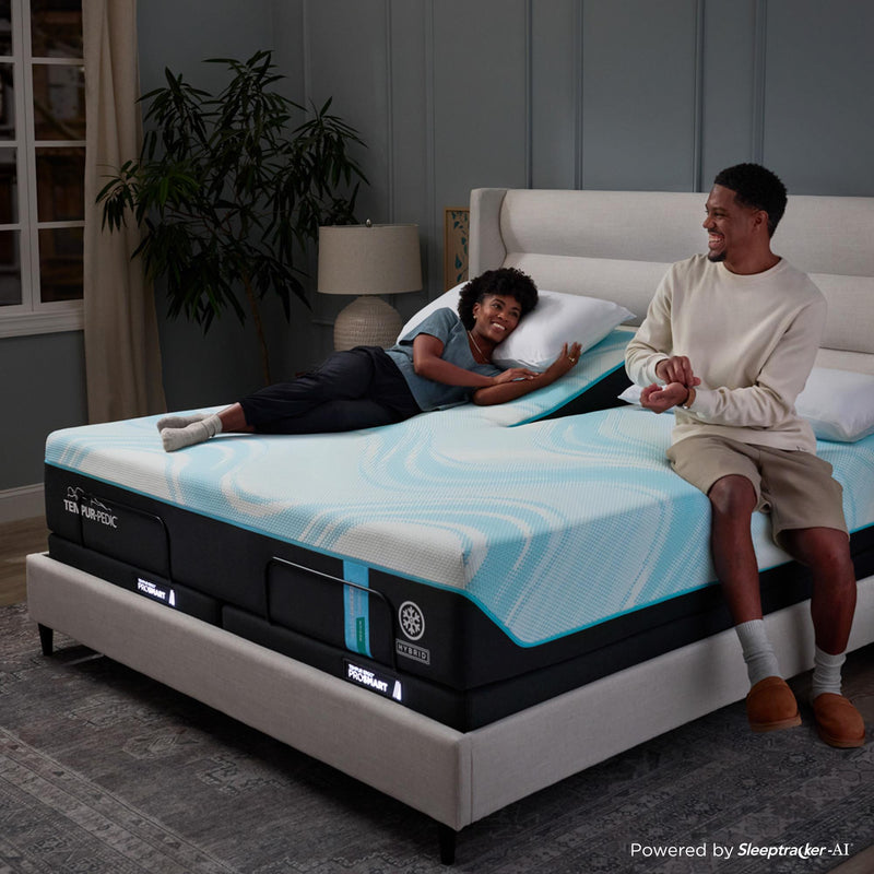  Tempur-Pedic Tempur-LuxeBreeze® Medium Hybrid Mattress (Split Head King) IMAGE 2